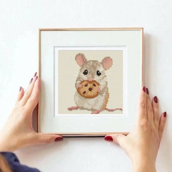 Mouse with Chocolate Cookie Cross Stitch: A Practical Designer’s Take